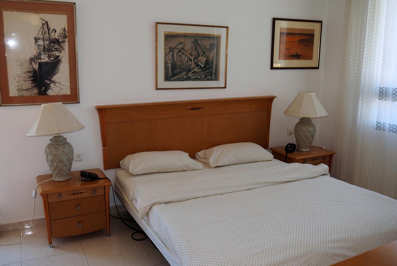 Israel-Haifa Apartments Room photo